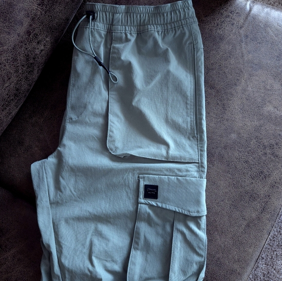 Zara Technical Cargo Pants - Picture 2 of 6